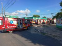 incendio-atinge-deposito-de-botijas-de-gas-em-restaurante-no-sao-francisco,-em-boa-vista